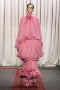 Giambattista Valli 2025 Spring Couture at Paris Couture Week