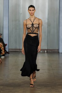 Nensi Dojaka Spring 2025 Ready-to-Wear Collection