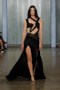 Nensi Dojaka Spring 2025 Ready-to-Wear Collection