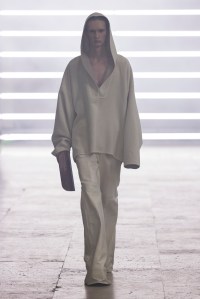 Rick Owens Men's Fall 2025 Ready-to-Wear Collection at Paris fashion Week