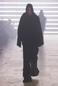 Rick Owens Men's Fall 2025 Ready-to-Wear Collection at Paris fashion Week