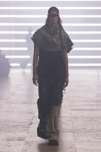 Rick Owens Men's Fall 2025 Ready-to-Wear Collection at Paris fashion Week