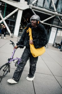 Street Style at Paris Men's Fashion Week Fall 2025