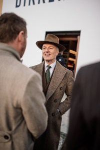 Street style at Pitti Uomo 107 in Florence, Italy, 2025.