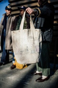Street style at Pitti Uomo 107 in Florence, Italy, 2025.