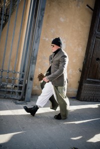 Street style at Pitti Uomo 107 in Florence, Italy, 2025.