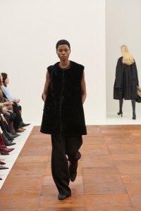 Toteme Fall 2025 Ready-to-Wear Collection
