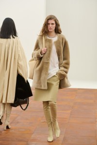 Toteme Fall 2025 Ready-to-Wear Collection