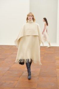 Toteme Fall 2025 Ready-to-Wear Collection