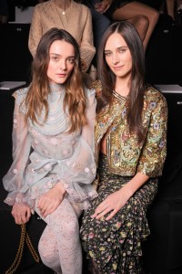 Charlotte Lawrence, Devon Lee