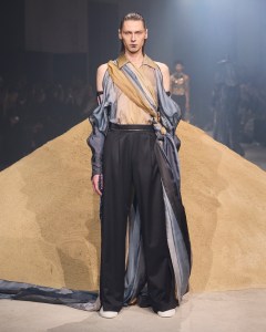 Yuima Nakazato Spring 2025 Couture at Paris Couture Week