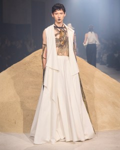 Yuima Nakazato Spring 2025 Couture at Paris Couture Week