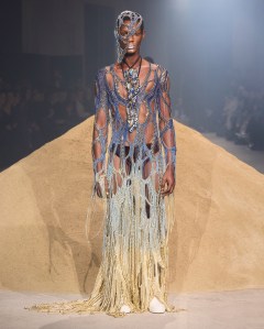 Yuima Nakazato Spring 2025 Couture at Paris Couture Week