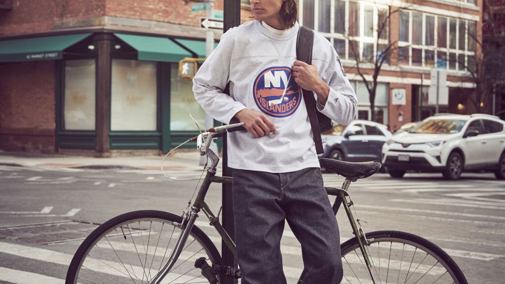A look from the Todd Snyder by Fanatics for NHL collection.