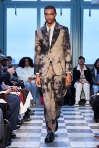5000 Fall 2025 Ready-to-Wear Collection