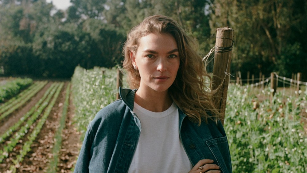 Arizona Muse models Faherty's relaunched Sunwashed tee.