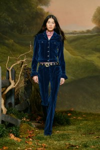 Cinq à Sept Fall 2025 Ready-to-Wear Collection