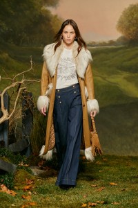 Cinq à Sept Fall 2025 Ready-to-Wear Collection