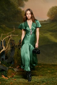 Cinq à Sept Fall 2025 Ready-to-Wear Collection