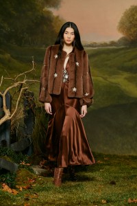 Cinq à Sept Fall 2025 Ready-to-Wear Collection