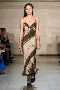 Meruert Tolegen Fall 2025 Ready-to-Wear Collection