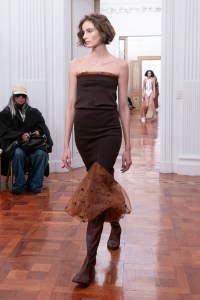 Alberta Ferretti Fall 2025 Ready-to-wear Collection at Milan Fashion Week