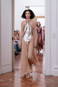 Alberta Ferretti Fall 2025 Ready-to-wear Collection at Milan Fashion Week
