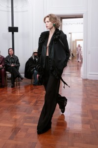 Alberta Ferretti Fall 2025 Ready-to-wear Collection at Milan Fashion Week