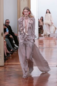Alberta Ferretti Fall 2025 Ready-to-wear Collection at Milan Fashion Week