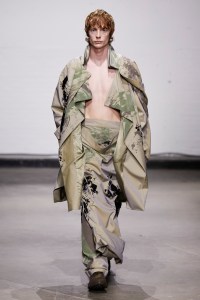 Central Saint Martins Fall 2025 Ready-to-Wear Collection at London Fashion Week