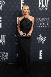 Sarah Michelle Gellar at the 30th Annual Critics Choice Awards held at The Barker Hangar on February 7, 2025 in Santa Monica, California.
