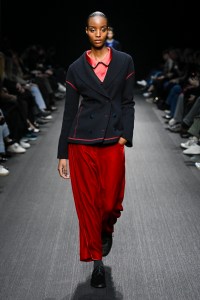 Emporio Armani Fall 2025 Ready-to-Wear Collection at Milan Fashion Week