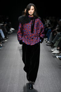Emporio Armani Fall 2025 Ready-to-Wear Collection at Milan Fashion Week