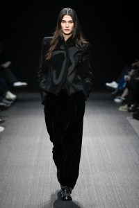 Emporio Armani Fall 2025 Ready-to-Wear Collection at Milan Fashion Week