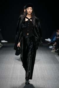 Emporio Armani Fall 2025 Ready-to-Wear Collection at Milan Fashion Week