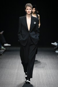 Emporio Armani Fall 2025 Ready-to-Wear Collection at Milan Fashion Week
