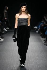 Emporio Armani Fall 2025 Ready-to-Wear Collection at Milan Fashion Week