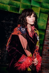 Gina Gershon