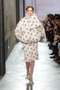 N° 21 Fall 2025 Ready-to-Wear Collection at Milan Fashion Week