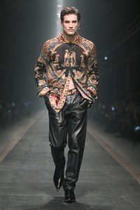 Versace Fall 2025 Ready-to-Wear Collection at Milan Fashion Week