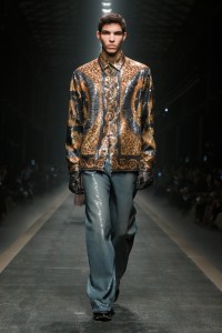 Versace Fall 2025 Ready-to-Wear Collection at Milan Fashion Week
