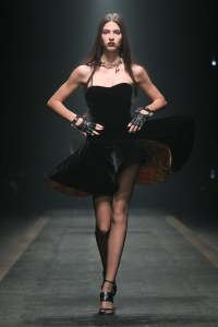 Versace Fall 2025 Ready-to-Wear Collection at Milan Fashion Week