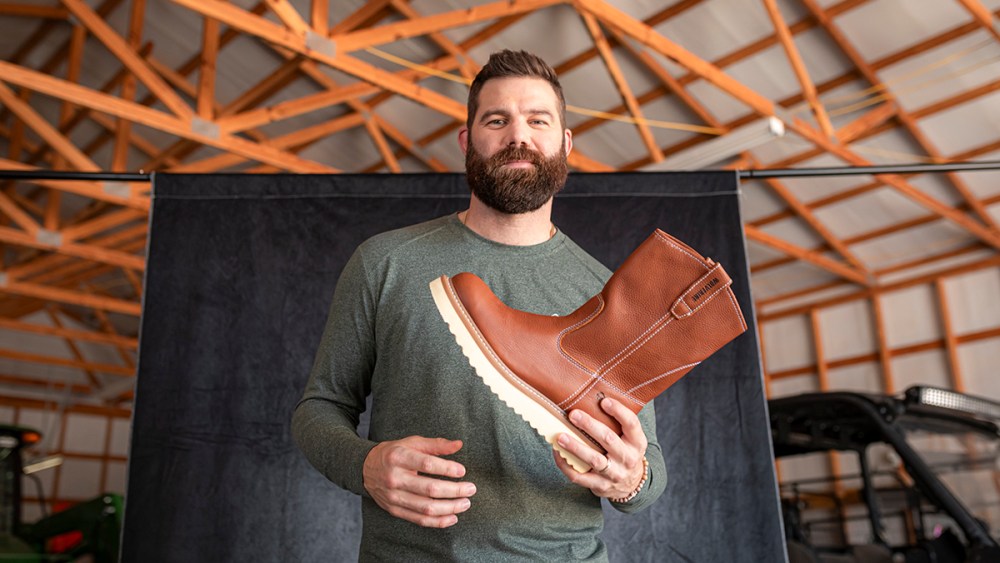 Jordan Davis, Wolverine, boots, work boots, shoes, footwear, country music
