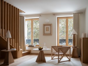 A duplex suite in the Elysée Montmartre Hôtel