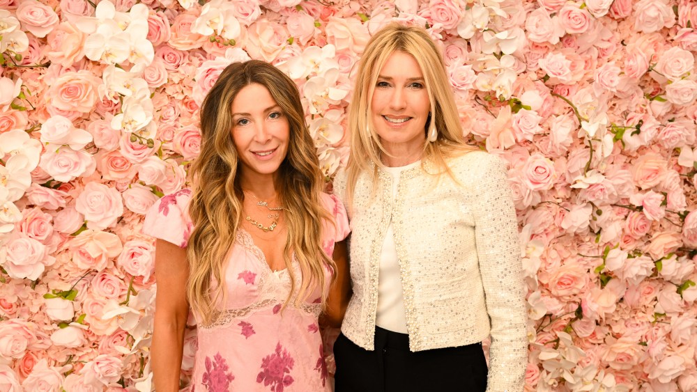Rebecca Hessel Cohen, Claudia Overstrom