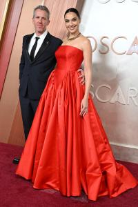 Jaron Varsano, Gal Gadot at the 97th Oscars held at the Dolby Theatre on March 2, 2025 in Hollywood, California.