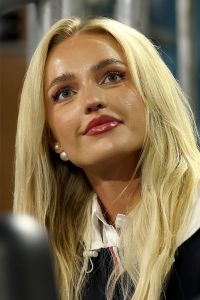 MIAMI GARDENS, FLORIDA - MARCH 27: Morgan Riddle watches Taylor Fritz of United States play Matteo Berrettini during the Miami Open Presented by Itau at Hard Rock Stadium on March 27, 2025 in Miami Gardens, Florida. (Photo by Matthew Stockman/Getty Images)