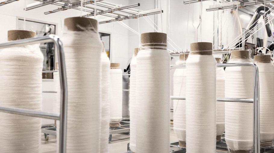 Spinnova's new, previous CEO plans on refocusing the firm's efforts on its fiber—at odds with its recently resigned CEO's solutions.