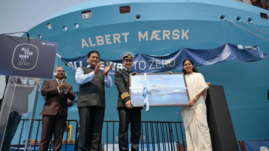 Maersk made the announcement in Mumbai’s Jawaharlal Nehru Port on Feb. 28 during a name-giving celebration for it newest dual-fuel methanol container vessel, now called the Albert Maersk.