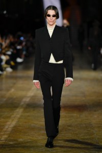 Alexander McQueen Fall 2025 Ready-to-Wear Collection at Paris Fashion Week
